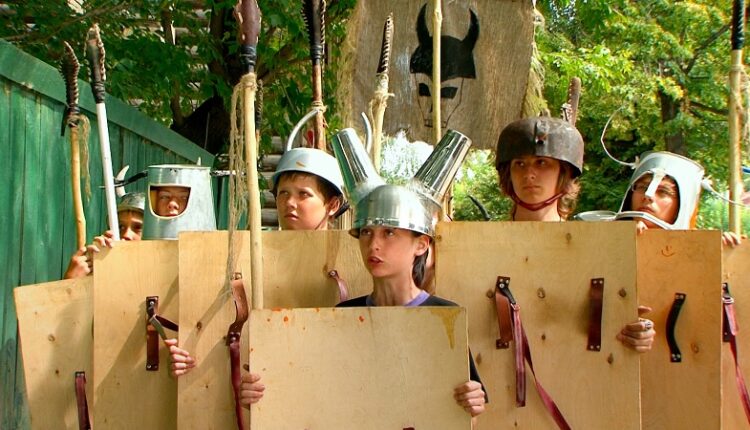 Новый полнометражный игровой  фильм для детей  «Бегство рогатых викингов»  выходит в российский прокат 13 июня