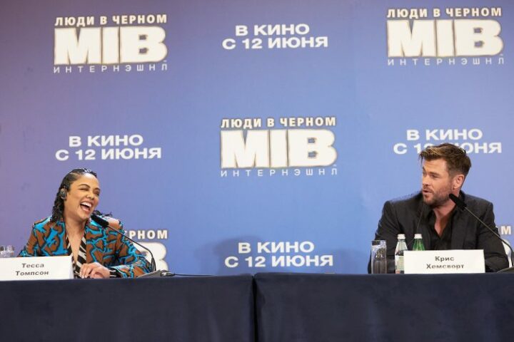 В Москве прошла пресс-конференция Криса Хемсворта и Тессы Томпсон