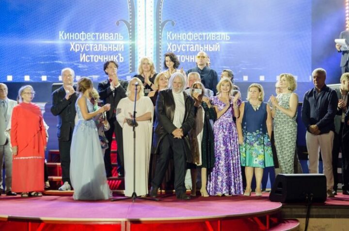 Актер Пьер Ришар посетил фестиваль “Хрустальный источникЪ”