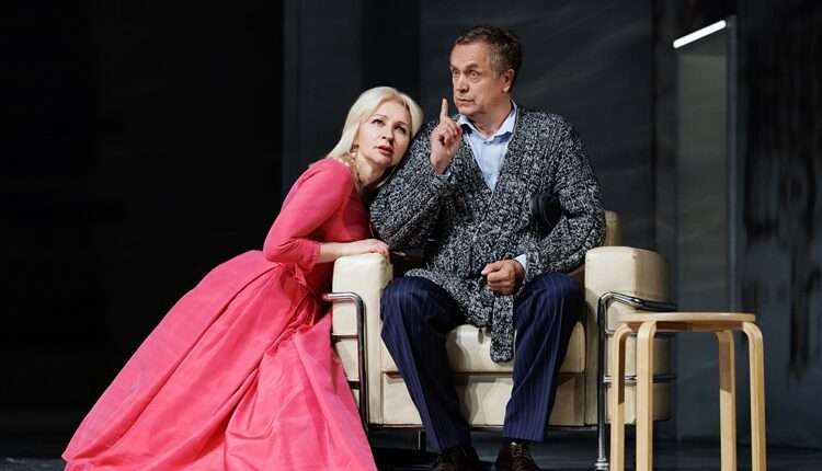 По любви, но за деньги: «Tout payé, или Всё оплачено» в «Ленкоме»