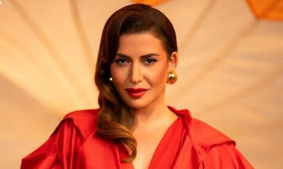 Космическая одиссея Жасмин: певица выпустила фантастический клип на новую песню