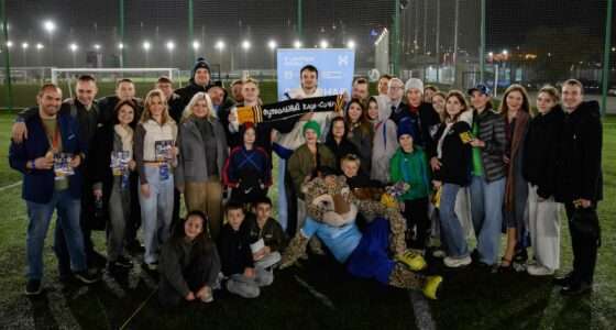 Футбольный турнир между профессиональными футболистами и учеными КорСовета.