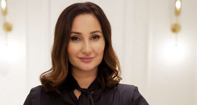 Врач-косметолог и пластический хирург Зухра Балакеримова: Как успеть преобразиться за 14 дней до Нового года. Практический гид по процедурам с минимальным временем реабилитации для сияния кожи